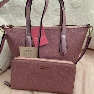 NWT Kate spade mini Lola rose pink glittery purse, Good condition matching w…